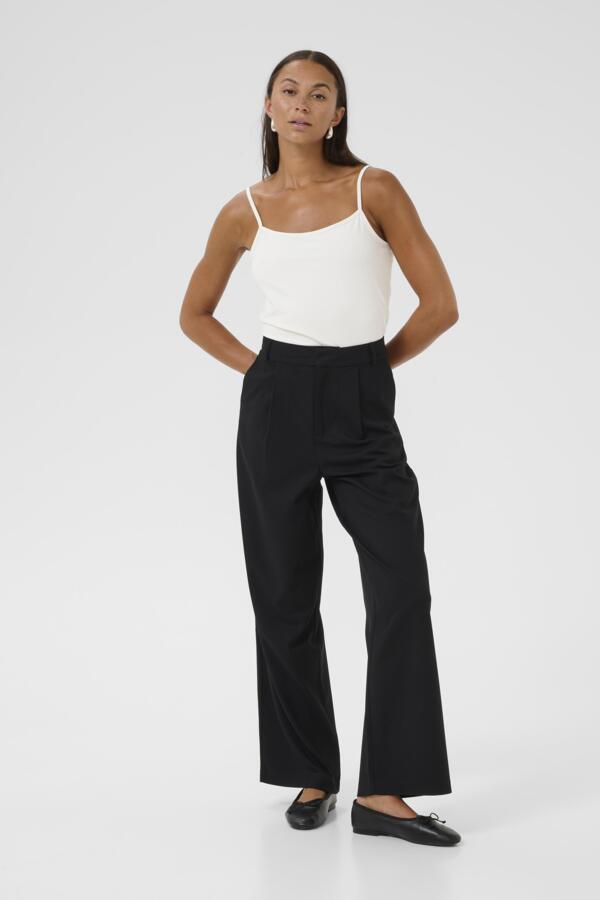 ARINA TOPPUR HVÍTUR - Daría