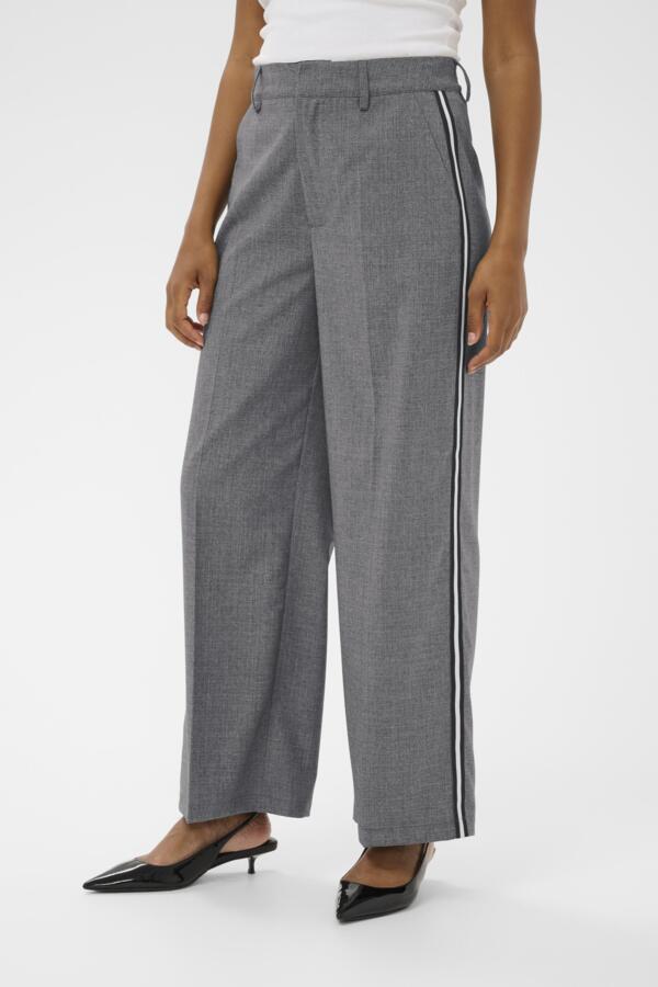 Ramona buxur - Daría