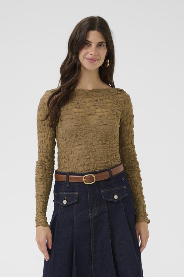 maddie bolur - Daría