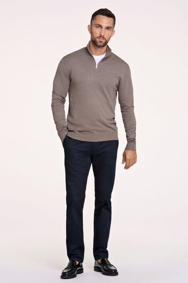 Hálf rennd peysa sand