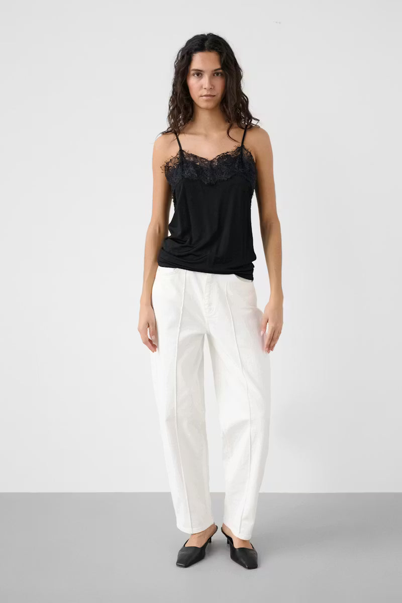 CLARA TOPPUR - Daría