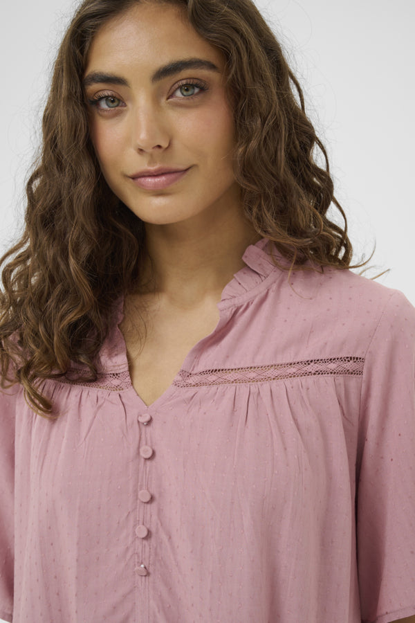 CODA SKYRTA BLEIK - Daría