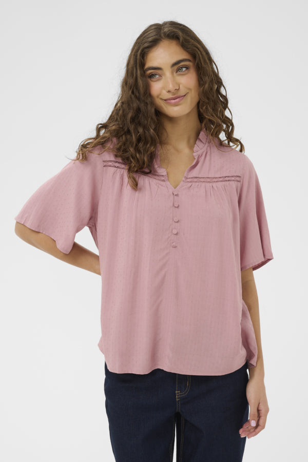 CODA SKYRTA BLEIK - Daría